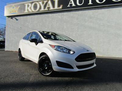 2017 Ford Fiesta SE FWD photo