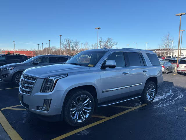 2017 Cadillac Escalade Luxury 4WD photo