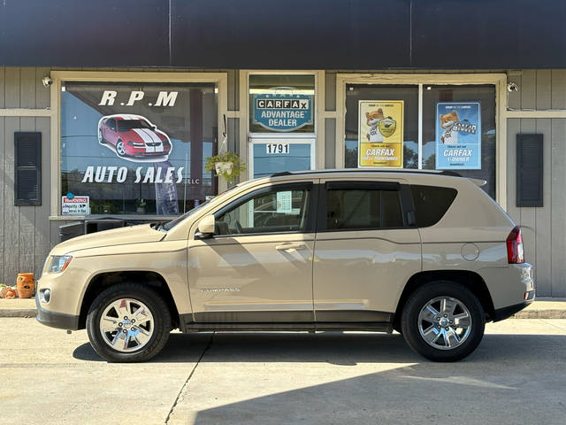 2017 Jeep Compass Latitude FWD photo