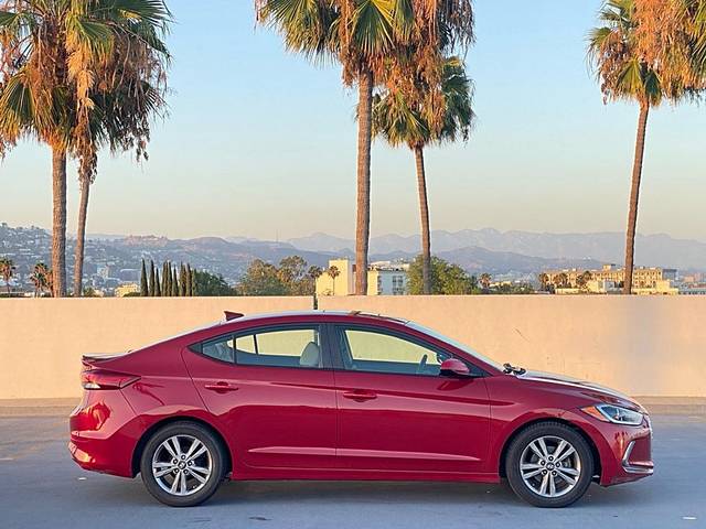 2017 Hyundai Elantra Value Edition FWD photo