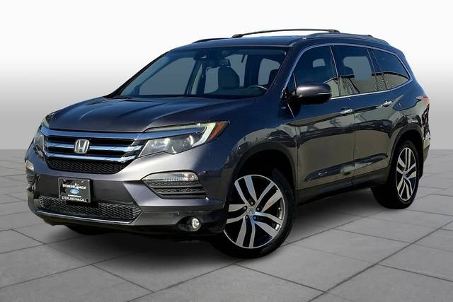 2016 Honda Pilot Touring FWD photo