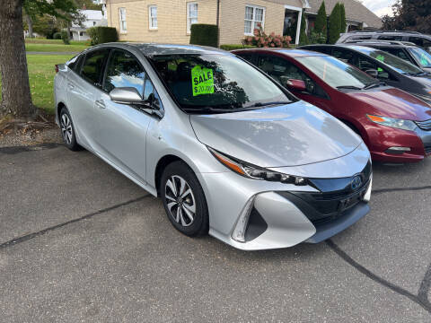 2017 Toyota Prius Prime Premium FWD photo
