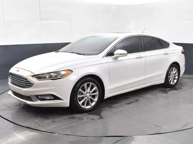 2017 Ford Fusion SE FWD photo