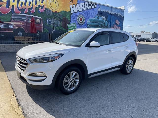 2017 Hyundai Tucson SE AWD photo