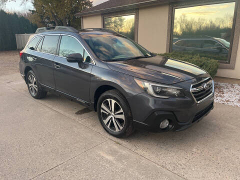 2018 Subaru Outback Limited AWD photo