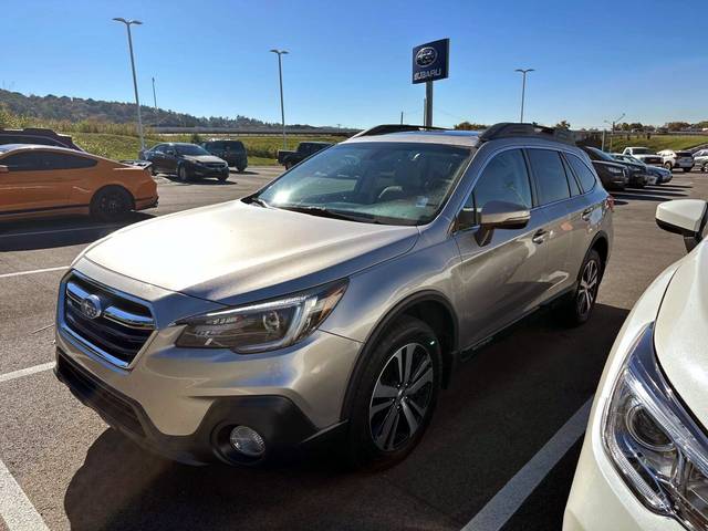 2018 Subaru Outback Limited AWD photo