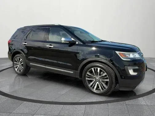 2017 Ford Explorer Platinum 4WD photo