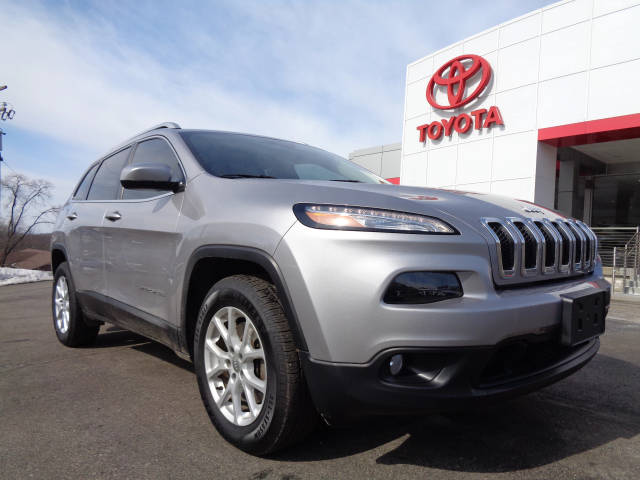 2018 Jeep Cherokee Latitude Plus 4WD photo