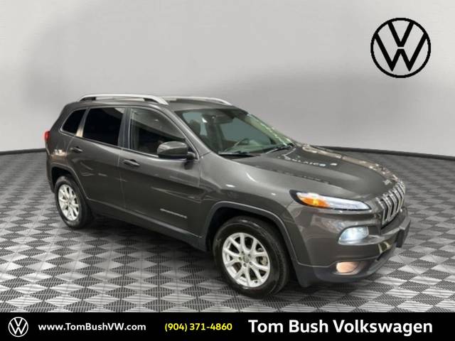 2018 Jeep Cherokee Latitude Plus 4WD photo