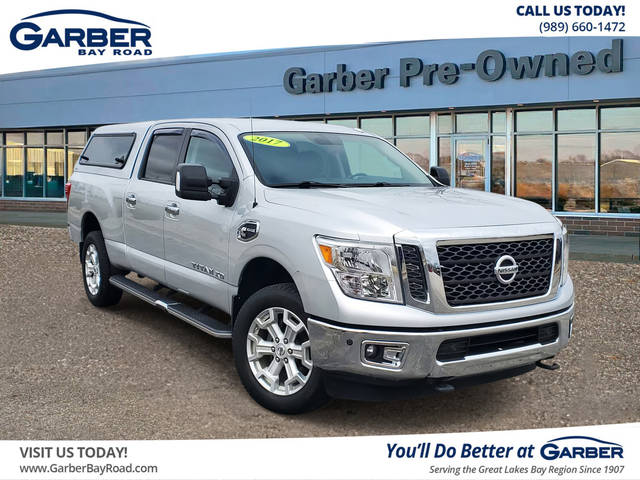 2017 Nissan Titan XD SV 4WD photo