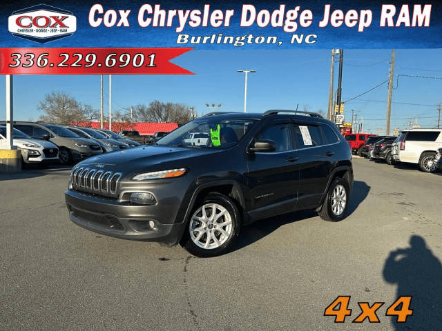 2018 Jeep Cherokee Latitude Plus FWD photo