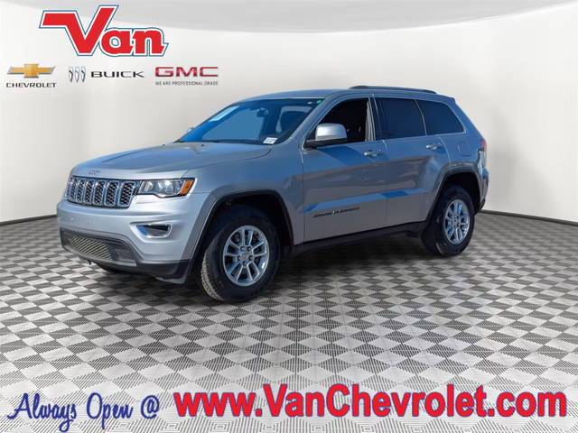 2018 Jeep Grand Cherokee Laredo E 4WD photo