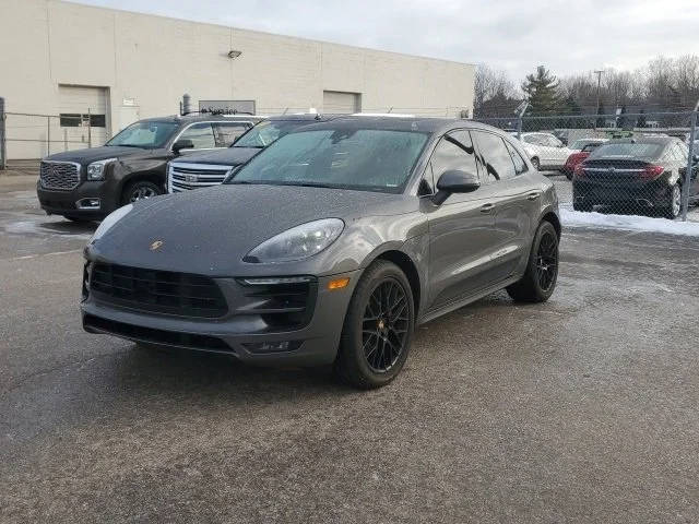 2018 Porsche Macan GTS AWD photo