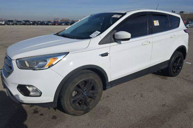 2017 Ford Escape SE FWD photo