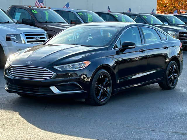 2018 Ford Fusion SE FWD photo