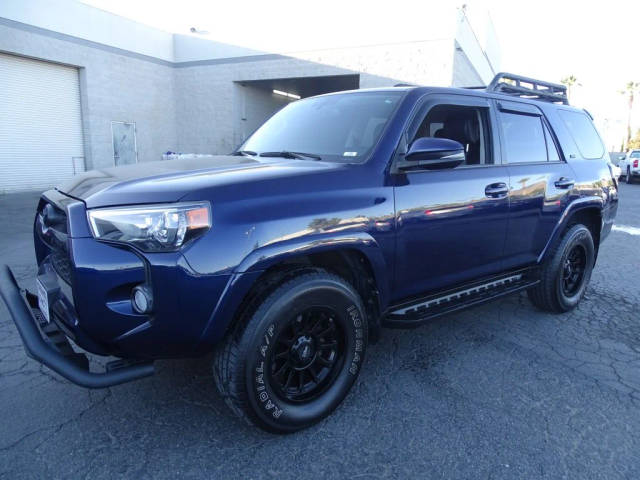 2017 Toyota 4Runner SR5 Premium 4WD photo