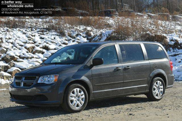 2017 Dodge Grand Caravan SE FWD photo