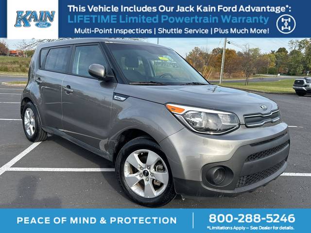 2017 Kia Soul Base FWD photo