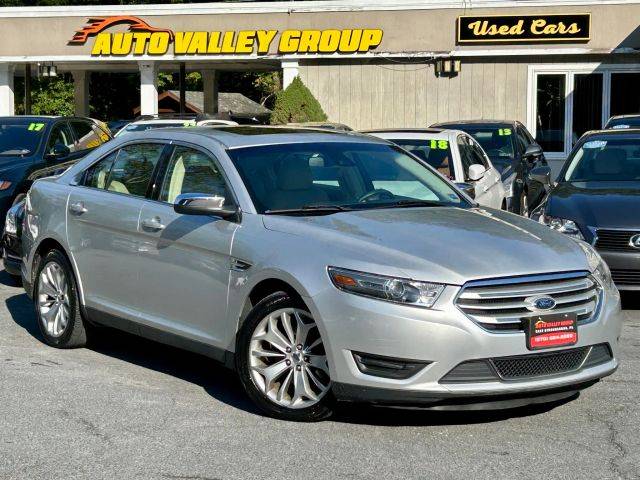 2017 Ford Taurus Limited FWD photo