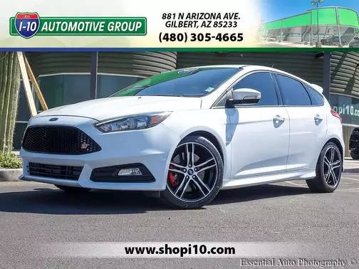 2017 Ford Focus ST FWD photo