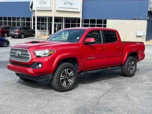 2017 Toyota Tacoma TRD Sport 4WD photo