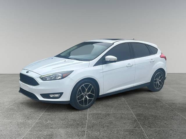 2017 Ford Focus SEL FWD photo