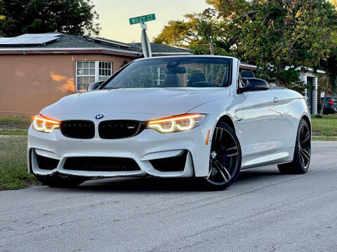 2018 BMW M4  RWD photo