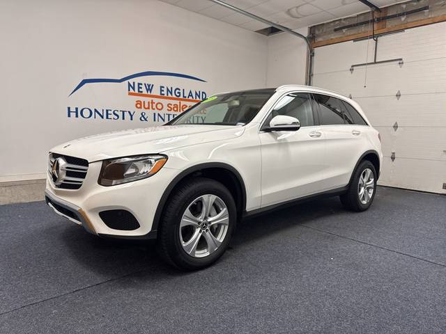 2018 Mercedes-Benz GLC-Class GLC 300 AWD photo