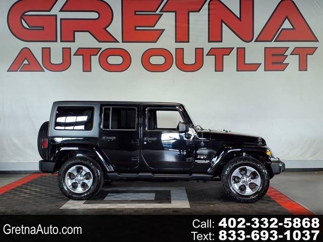 2017 Jeep Wrangler Unlimited Sahara 4WD photo