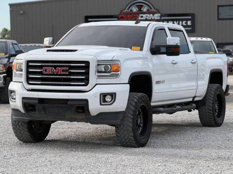 2018 GMC Sierra 2500HD SLT 4WD photo