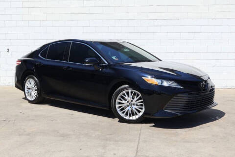 2018 Toyota Camry XLE FWD photo