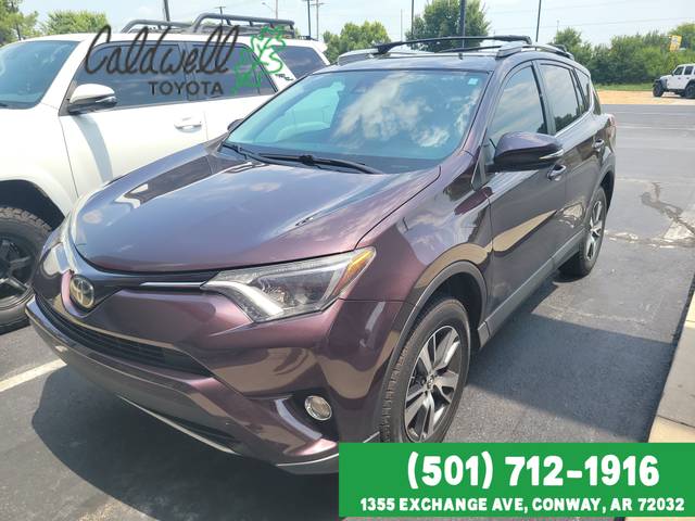 2017 Toyota RAV4 XLE FWD photo