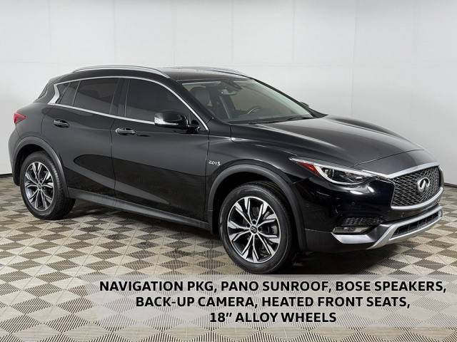 2018 Infiniti QX30 Premium AWD photo