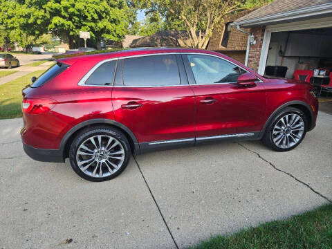 2017 Lincoln MKX Reserve FWD photo