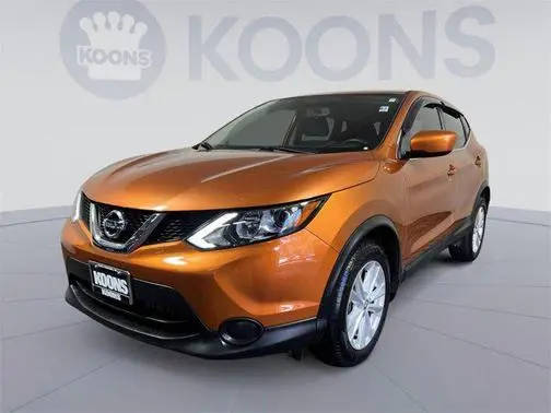 2017 Nissan Rogue Sport S AWD photo