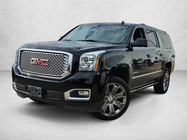 2015 GMC Yukon XL Denali RWD photo