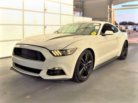 2017 Ford Mustang EcoBoost RWD photo