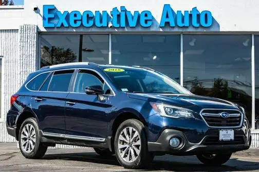 2018 Subaru Outback Touring AWD photo