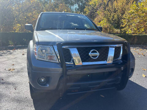 2017 Nissan Frontier SV V6 4WD photo