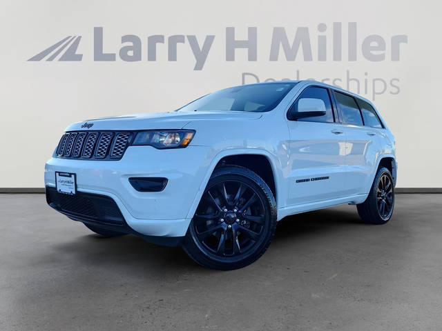 2018 Jeep Grand Cherokee Altitude 4WD photo