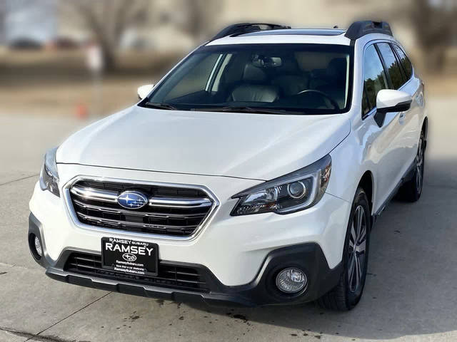 2018 Subaru Outback Limited AWD photo