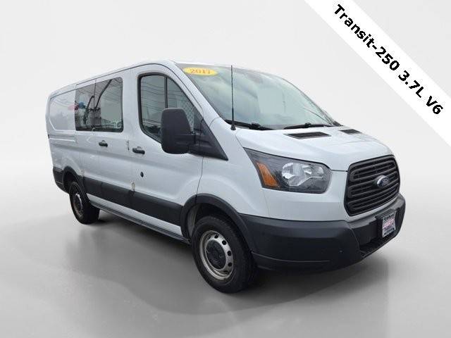 2017 Ford Transit Van  RWD photo