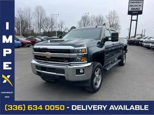 2018 Chevrolet Silverado 2500HD LT 4WD photo