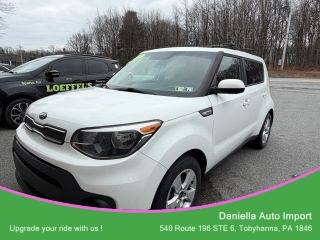 2017 Kia Soul Base FWD photo