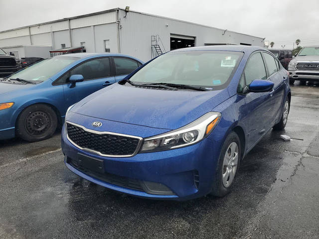 2017 Kia Forte LX FWD photo