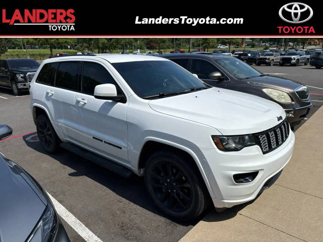 2018 Jeep Grand Cherokee Altitude 4WD photo