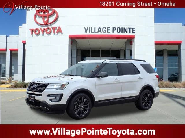 2017 Ford Explorer XLT 4WD photo