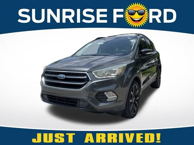 2017 Ford Escape Titanium FWD photo