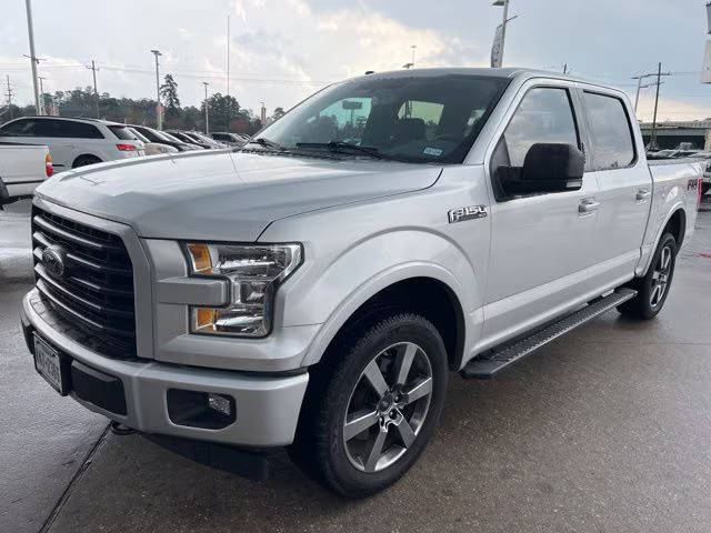 2017 Ford F-150 XLT 4WD photo