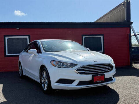 2017 Ford Fusion SE FWD photo